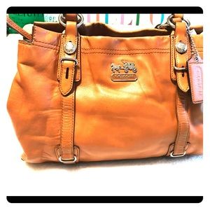 Authentic 💯 COACH brown tote